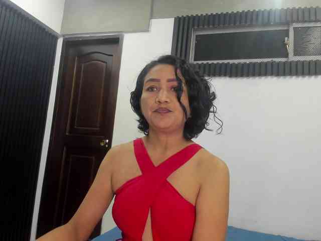 emperatris-23 webcam