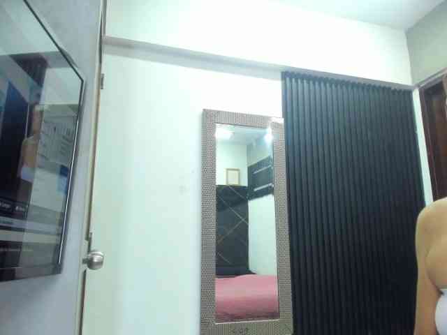 emperatris-23 webcam