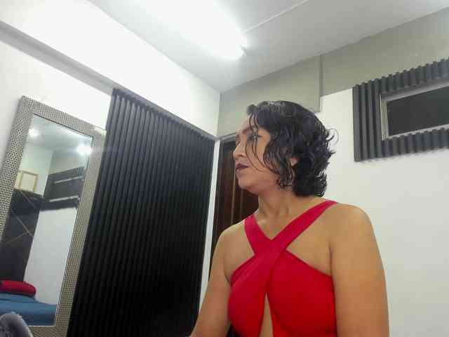 emperatris-23 webcam