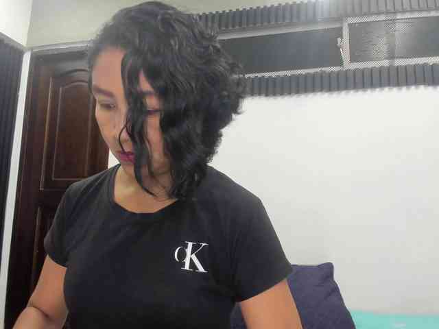 emperatris-23 webcam