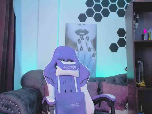 VioletJhonson webcam