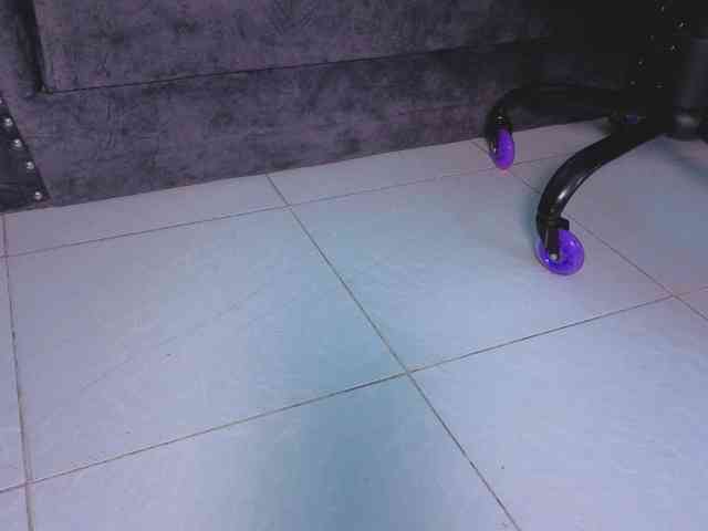 VioletJhonson webcam