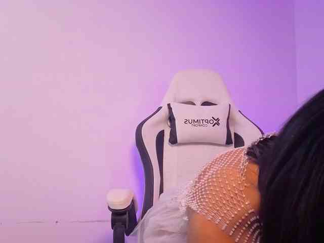 VioletJhonson webcam