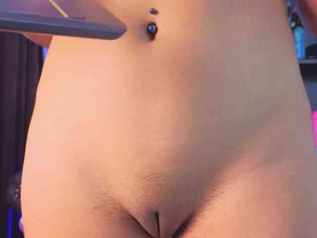 VioletJhonson webcam