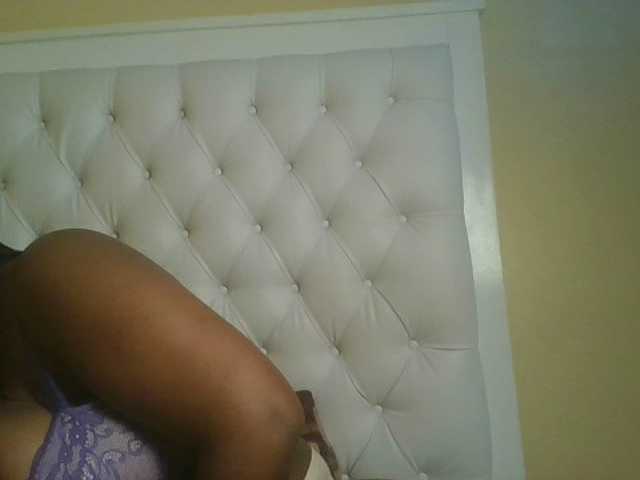 Queen Lily (Queenlily25)