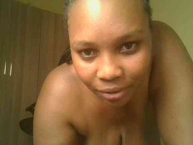 Queenlily25 Queenlily25