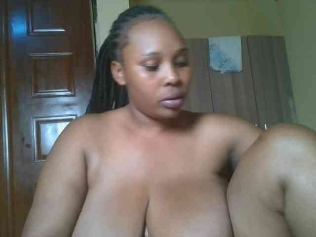 Queenlily25 webcam