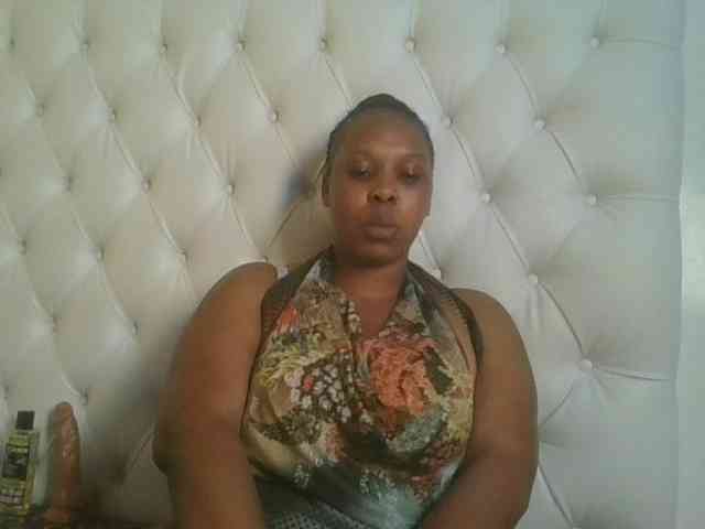 Queenlily25 Queenlily25