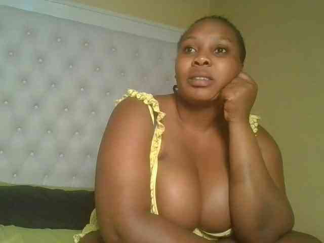 Queenlily25 Queenlily25