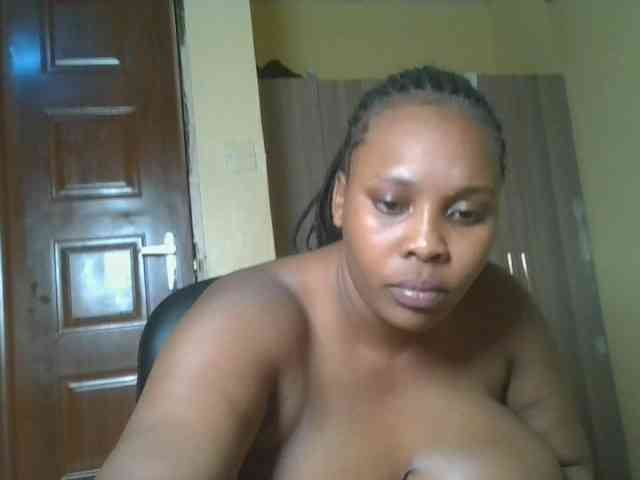 Queenlily25 webcam