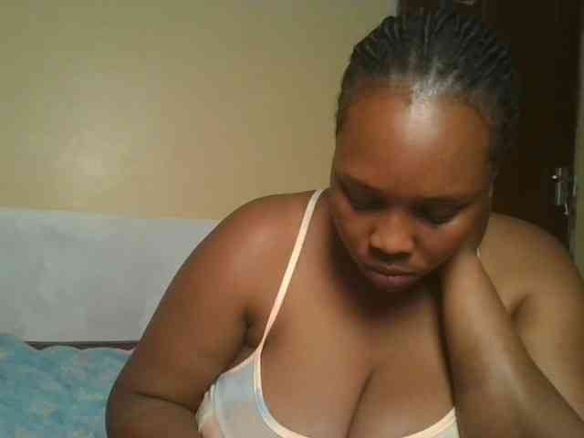 Queenlily25 webcam