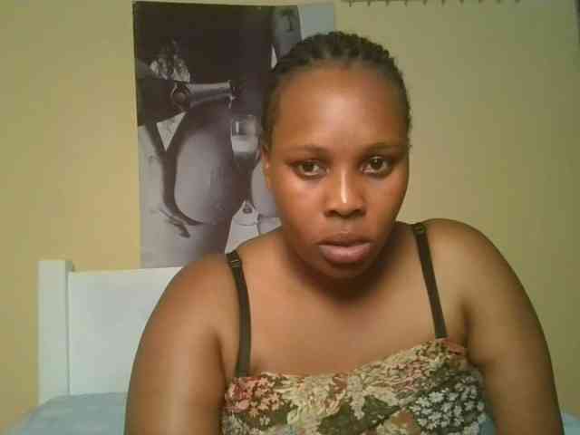 Queenlily25 webcam