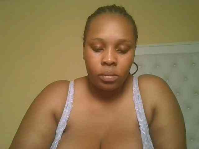 Queenlily25 Queenlily25