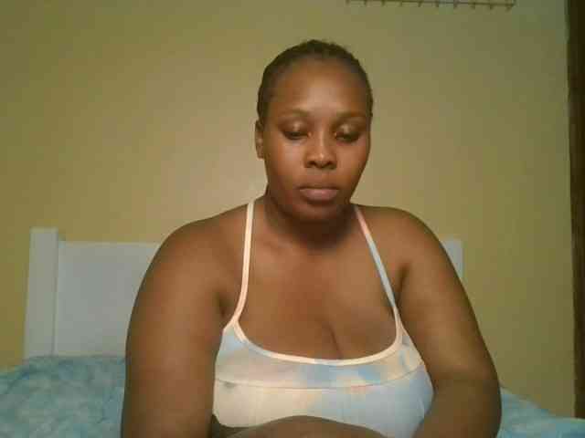Queenlily25 webcam