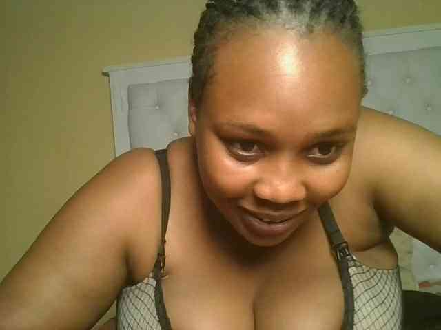 Queenlily25 webcam