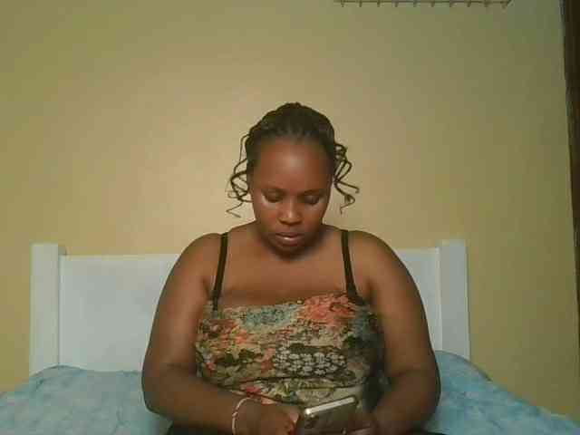 Queenlily25 webcam