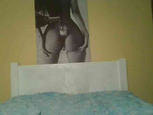 Queenlily25 webcam