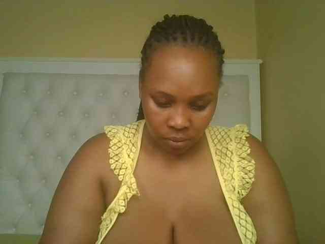 Queenlily25 Queenlily25