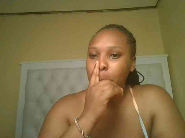 Queenlily25 Queenlily25