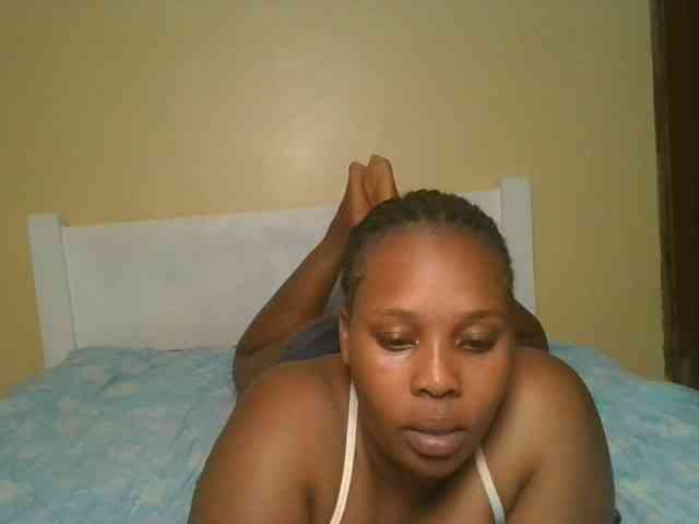Queenlily25 webcam