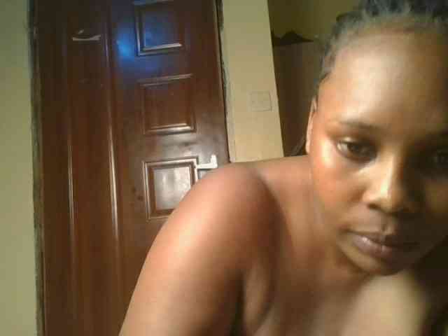 Queenlily25 webcam