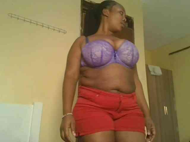 Queenlily25 webcam