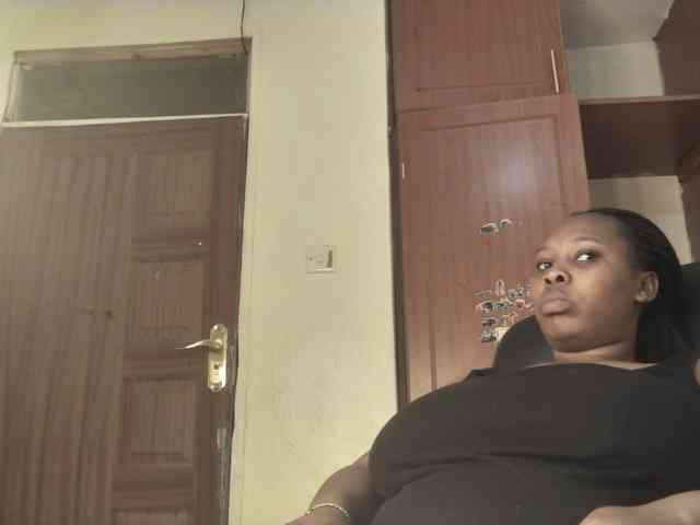 Queenlily25