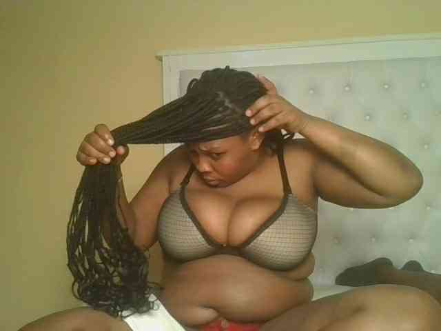 Queenlily25 Queenlily25