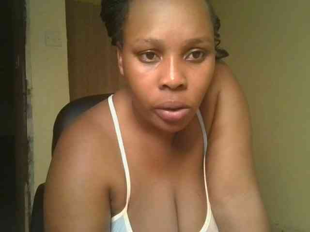 Queenlily25 webcam