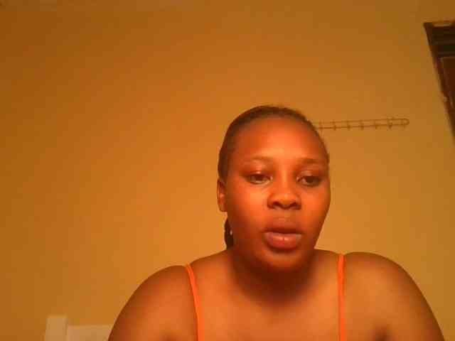 Queenlily25 webcam