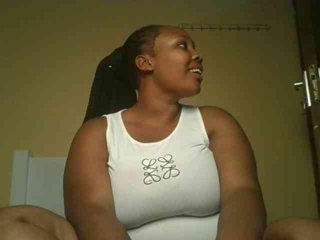 Queenlily25 webcam