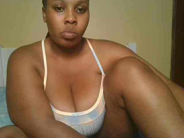 Queenlily25 webcam