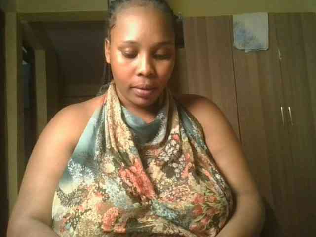 Queenlily25 webcam
