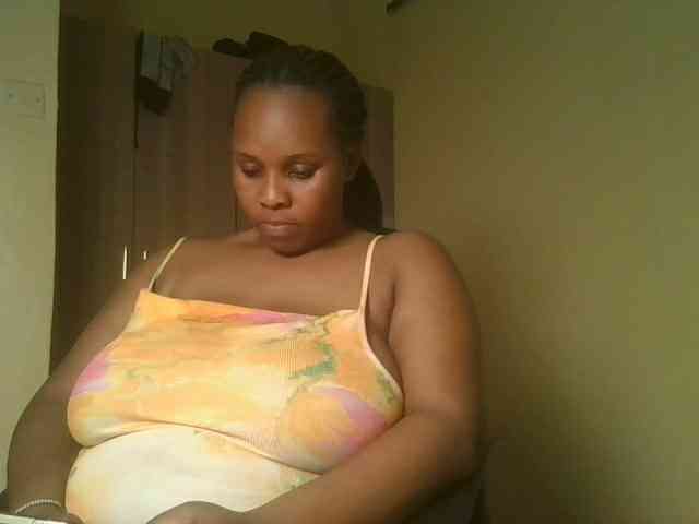 Queenlily25 webcam
