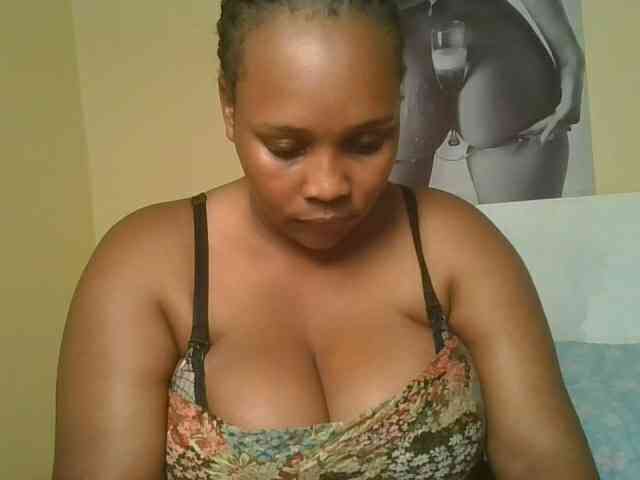 Queenlily25 webcam