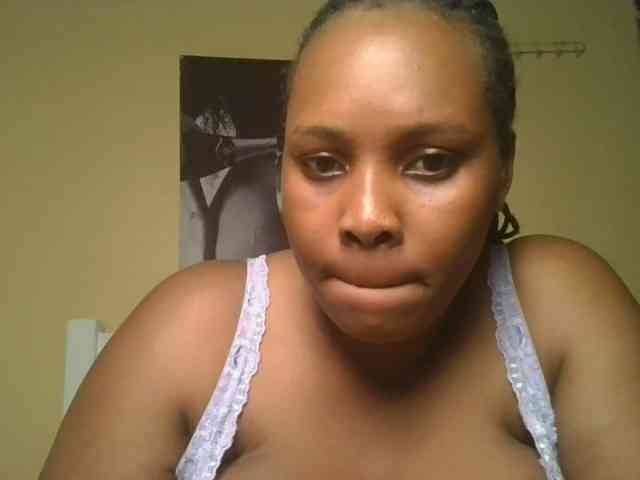 Queenlily25 webcam