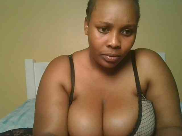 Queenlily25 webcam