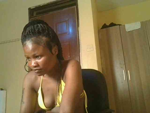 Queenlily25 webcam