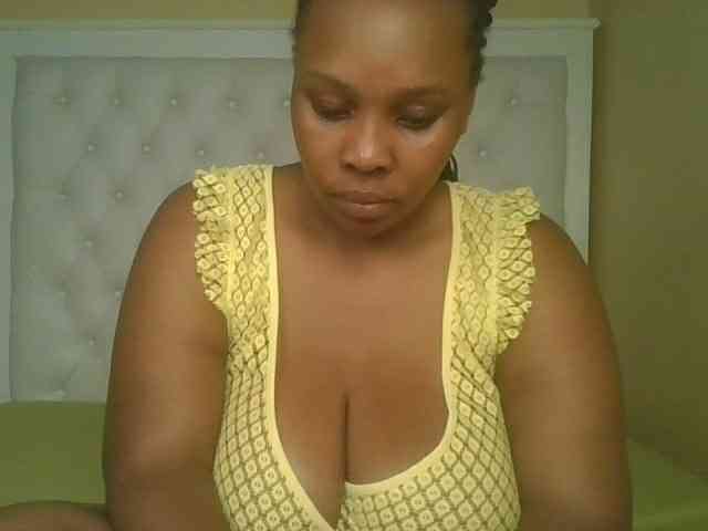 Queenlily25 Queenlily25