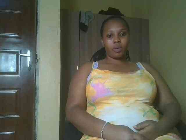 Queenlily25 webcam