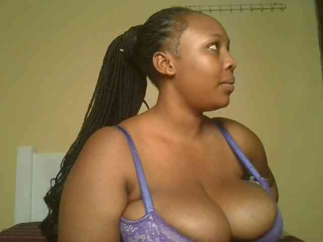 Queenlily25 webcam