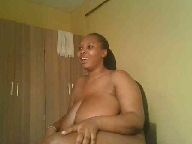 Queenlily25 webcam