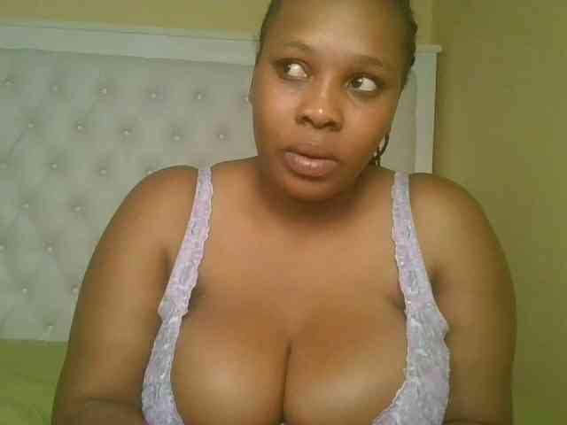 Queenlily25 Queenlily25