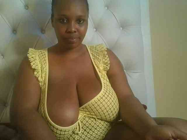 Queenlily25 Queenlily25