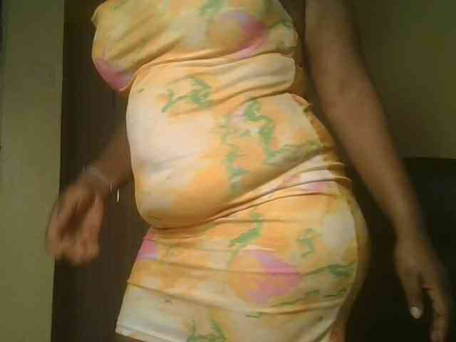 Queenlily25 webcam