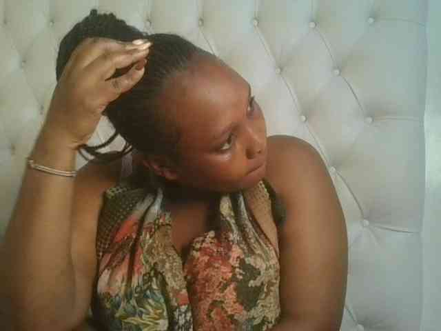 Queenlily25 Queenlily25