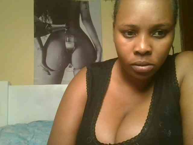 Queenlily25