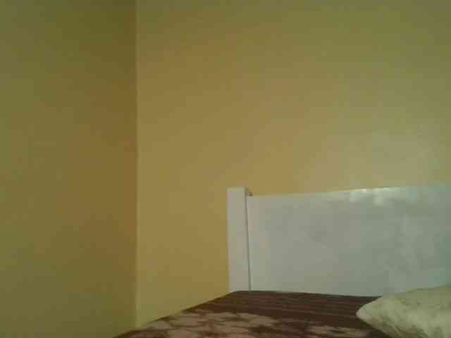 Queenlily25 webcam