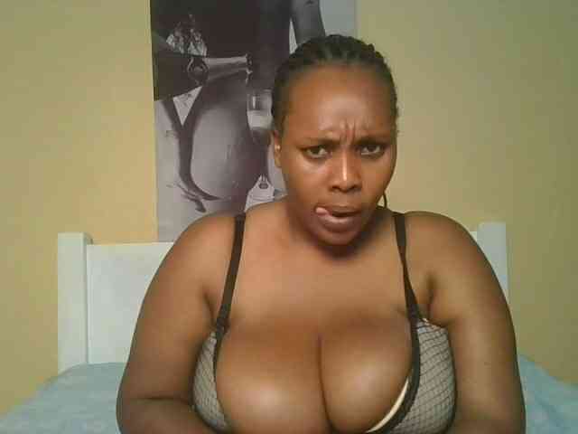 Queenlily25 webcam