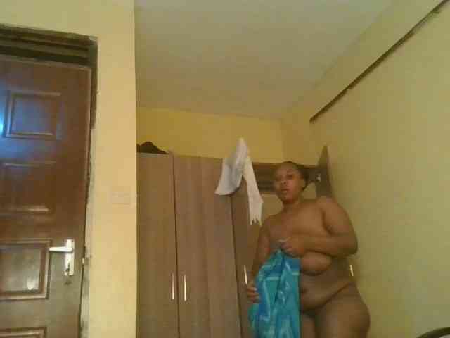 Queenlily25 webcam